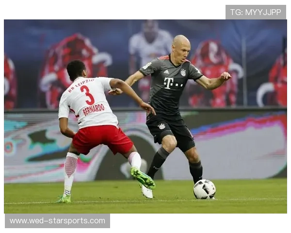 拜仁准备与莱比锡就年轻后卫进行谈判：开启新一轮引援潮